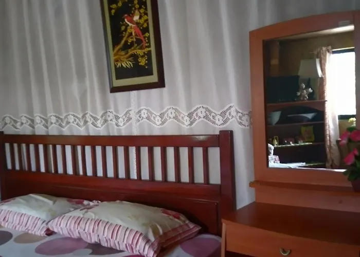Kitakubo Bed & Breakfast Badian