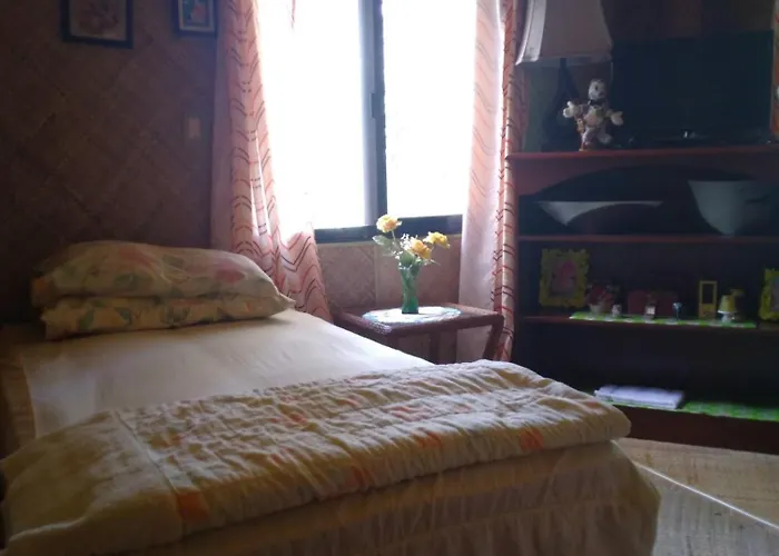 Kitakubo Bed & Breakfast *